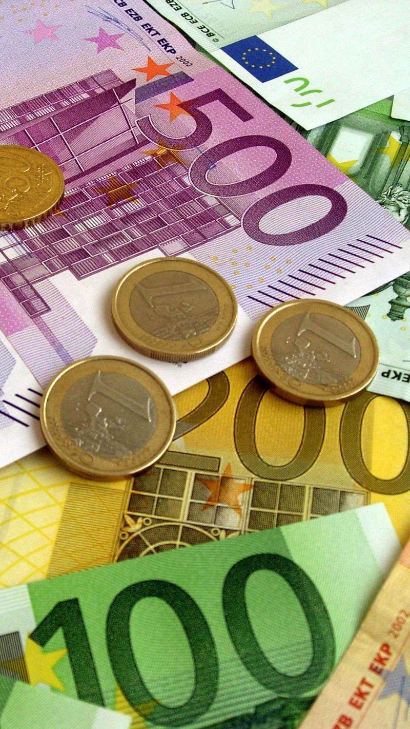 800x1420 Wallpaper money, euro, banknotes, coins