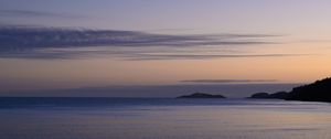 Preview wallpaper month, horizon, water, sky