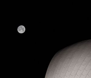 Preview wallpaper moon, building, night, full moon, architecture