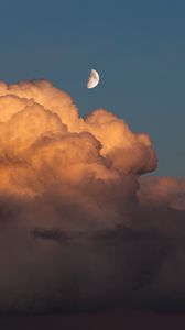 Preview wallpaper moon, clouds, evening, sky