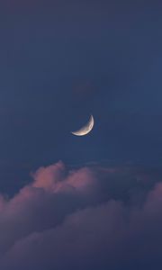 Preview wallpaper moon, clouds, evening, dusk