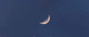 Preview wallpaper moon, clouds, evening, dusk