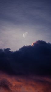 Preview wallpaper moon, clouds, evening, sky, fullmoon