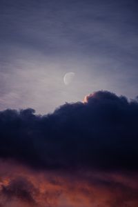 Preview wallpaper moon, clouds, evening, sky, fullmoon