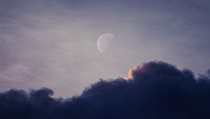 Preview wallpaper moon, clouds, evening, sky, fullmoon