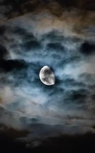 Preview wallpaper moon, clouds, night, sky, dark, overcast