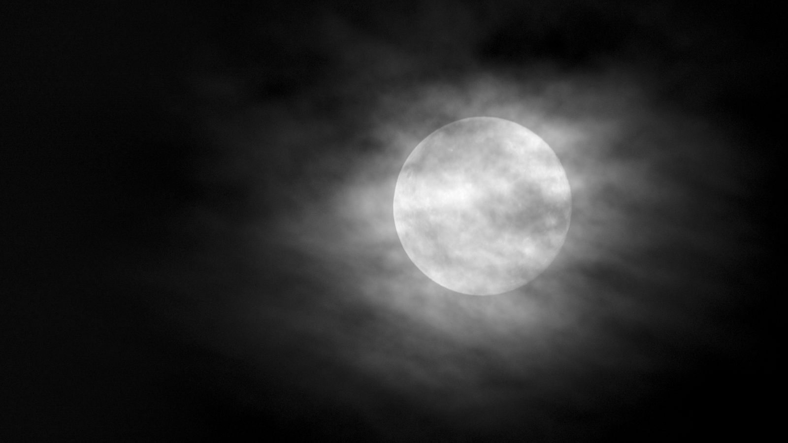 1600x900 Wallpaper moon, clouds, night, sky, fog, bw