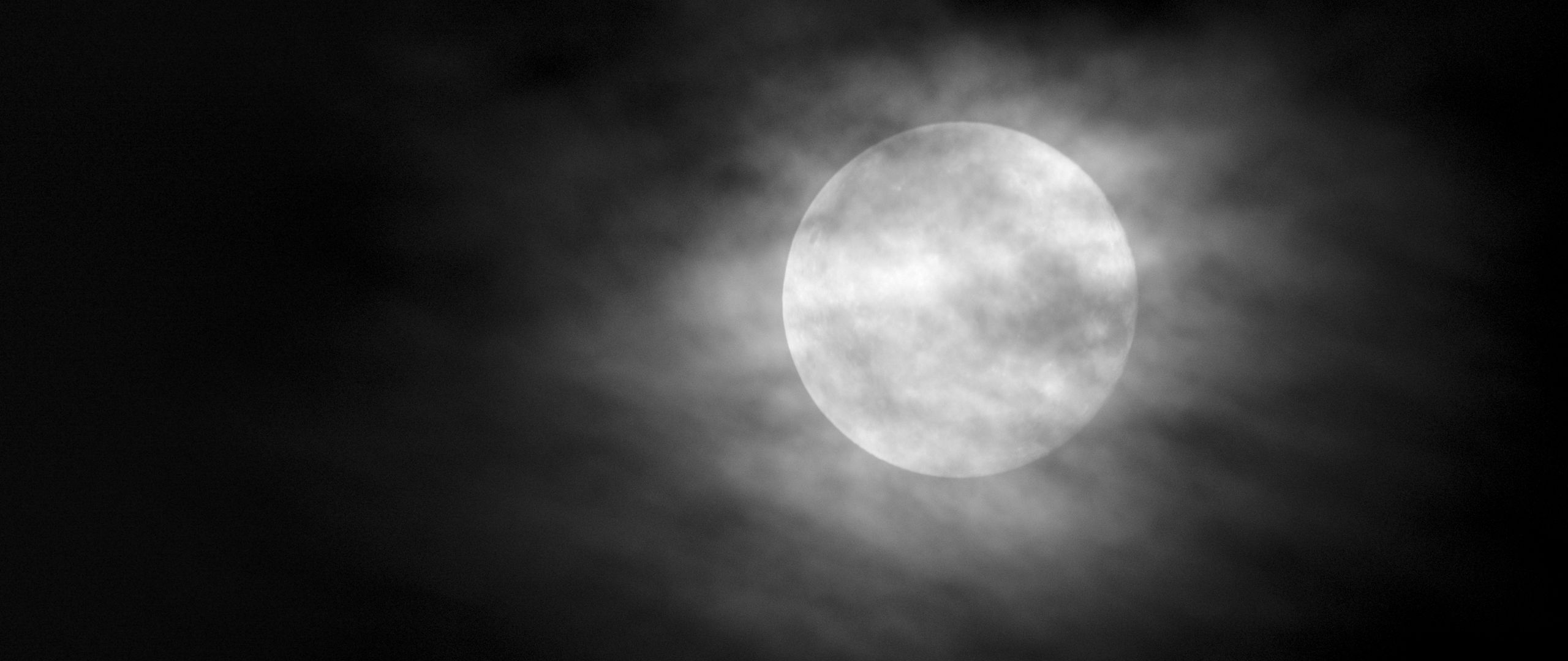 2560x1080 Wallpaper moon, clouds, night, sky, fog, bw