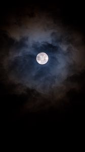 Preview wallpaper moon, clouds, night, dark, moonlight