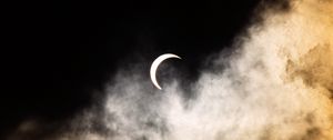 Preview wallpaper moon, clouds, night, black