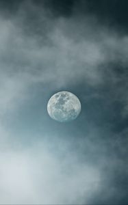 Preview wallpaper moon, clouds, night, sky, nature