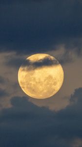 Preview wallpaper moon, clouds, sky, light, night, dark
