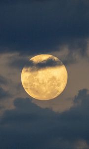 Preview wallpaper moon, clouds, sky, light, night, dark