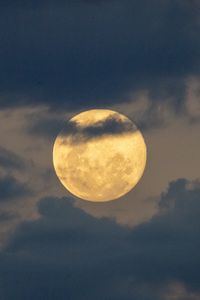 Preview wallpaper moon, clouds, sky, light, night, dark