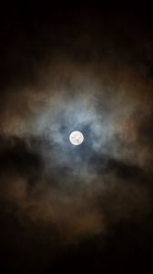 Preview wallpaper moon, clouds, sky, dark, night