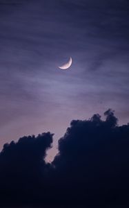 Preview wallpaper moon, clouds, sky, cloudy