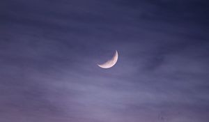 Preview wallpaper moon, clouds, sky, cloudy