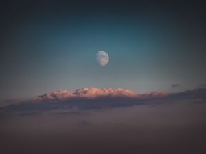 Preview wallpaper moon, clouds, sky, evening, dusk