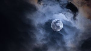 Preview wallpaper moon, clouds, sky, light, night