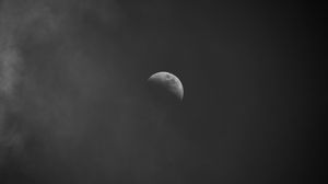 Preview wallpaper moon, clouds, sky, night, dark, grey