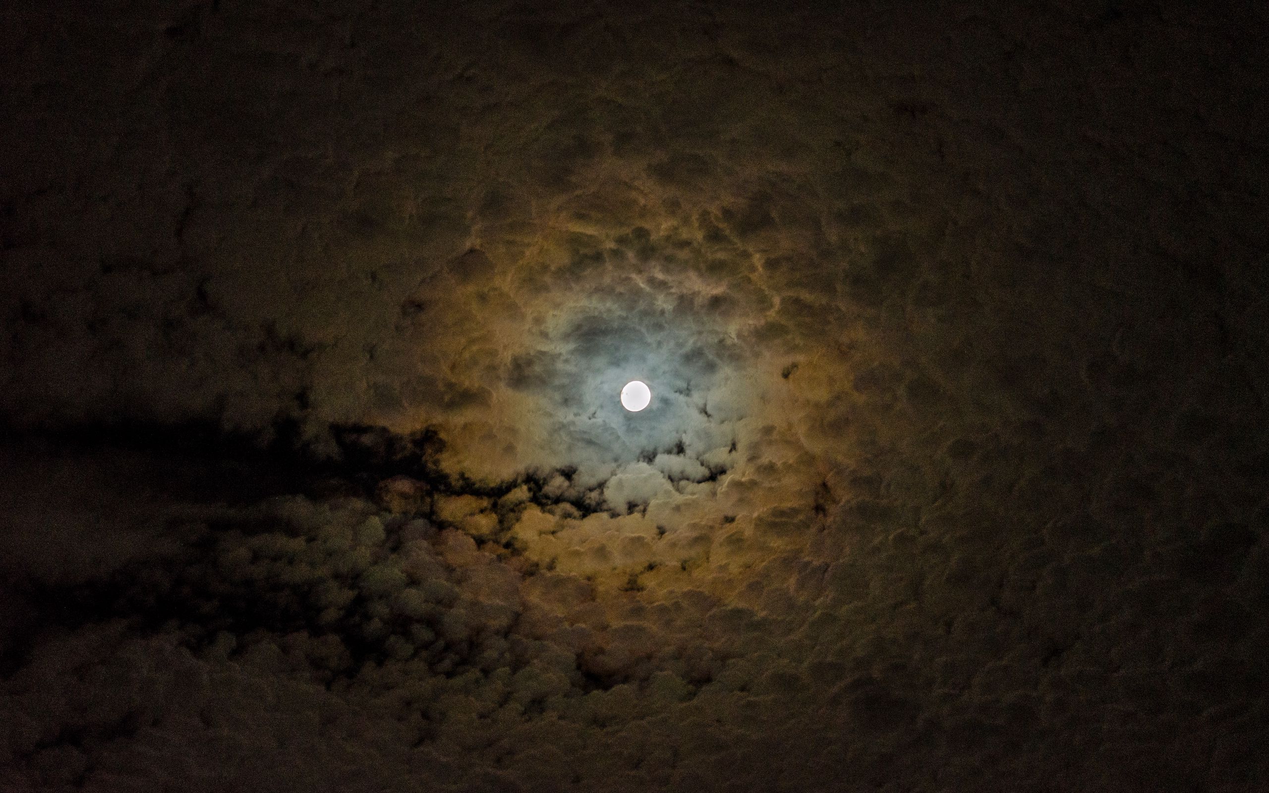 Download wallpaper 2560x1600 moon, clouds, sky, night widescreen 16:10