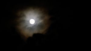 Preview wallpaper moon, cloudy, clouds, night
