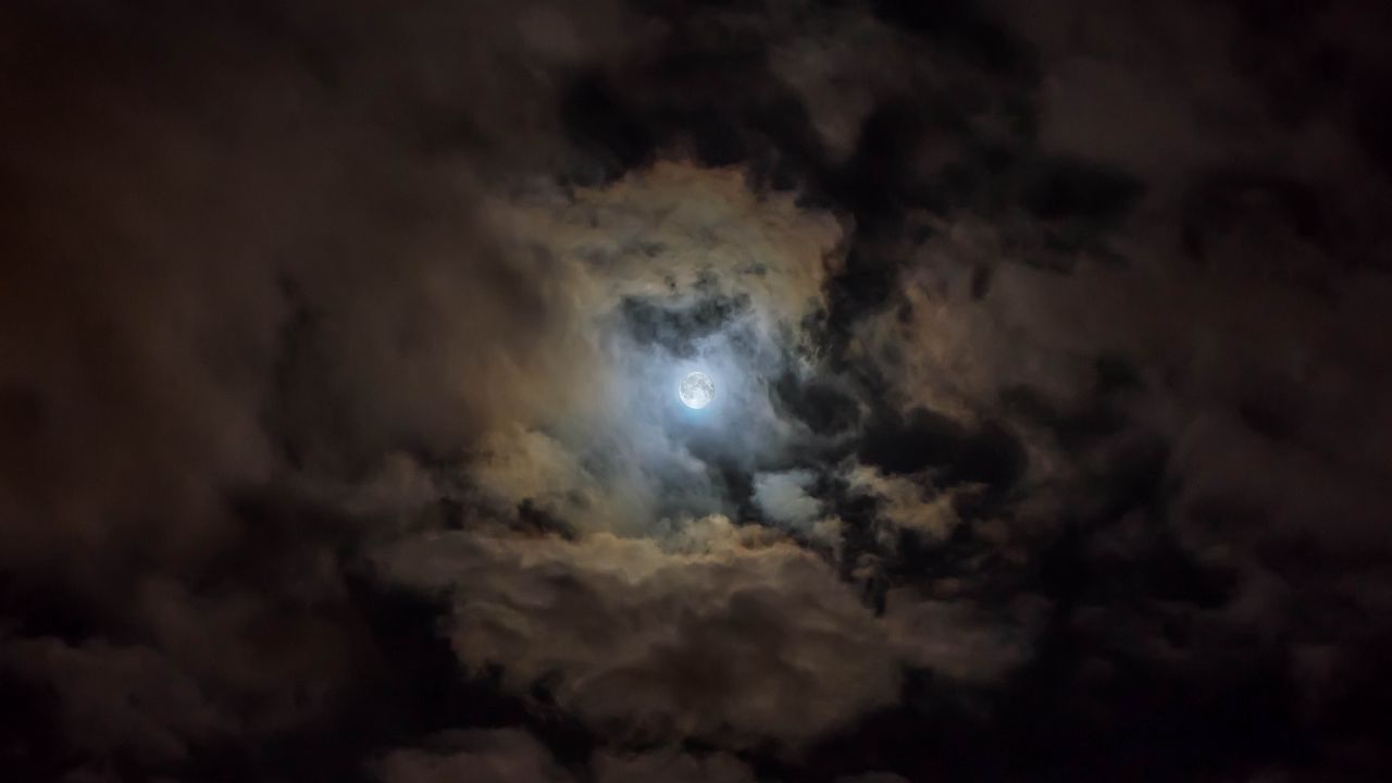 Wallpaper moon, cloudy, clouds, night, dark