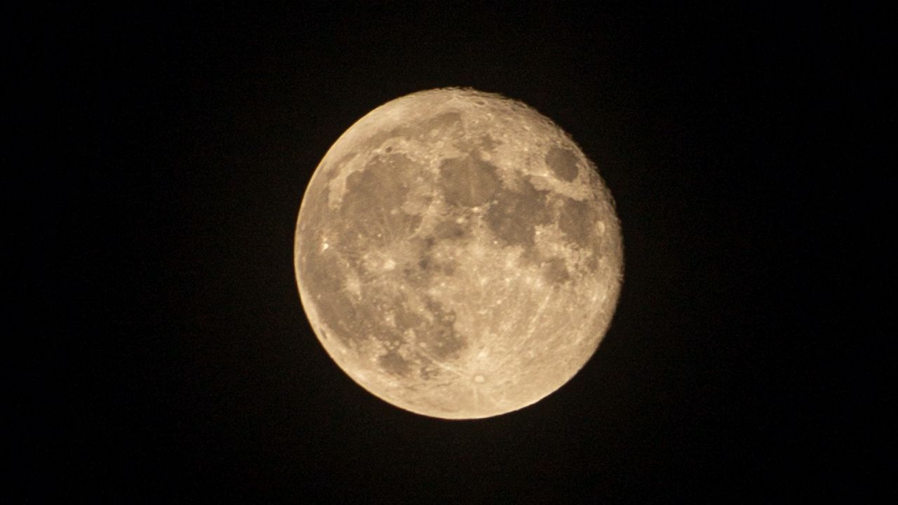 Wallpaper moon, craters, night, black