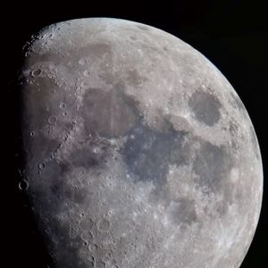 Preview wallpaper moon, craters, space, gray