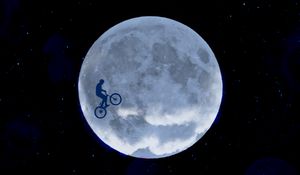 Preview wallpaper moon, cyclist, starry sky, jellyfish, couple