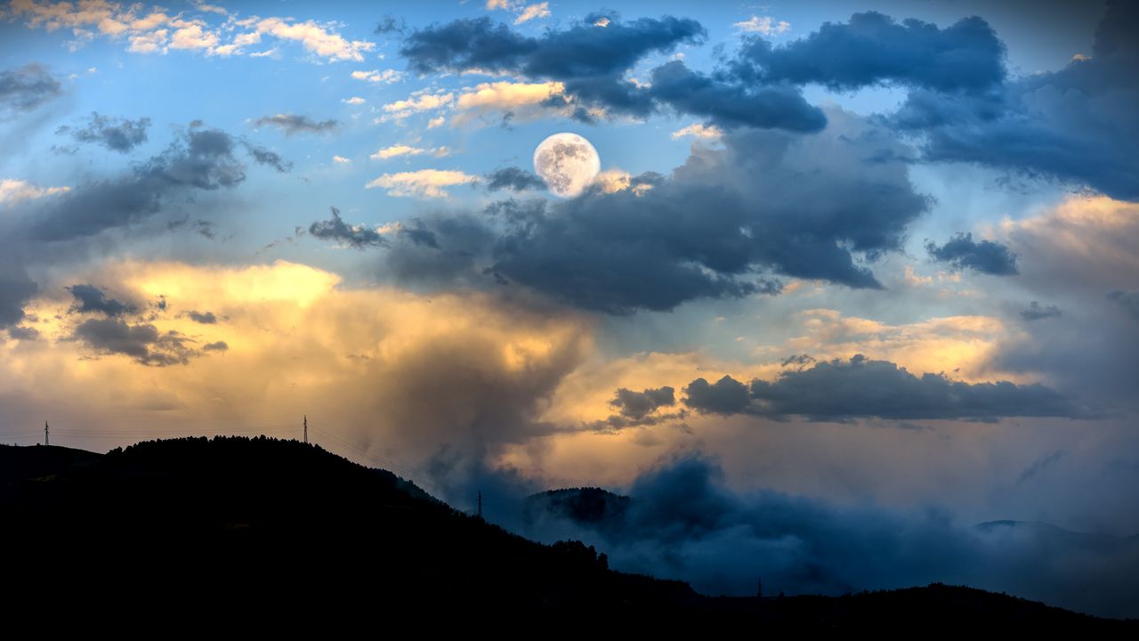 Wallpaper moon, fog, hill, sky