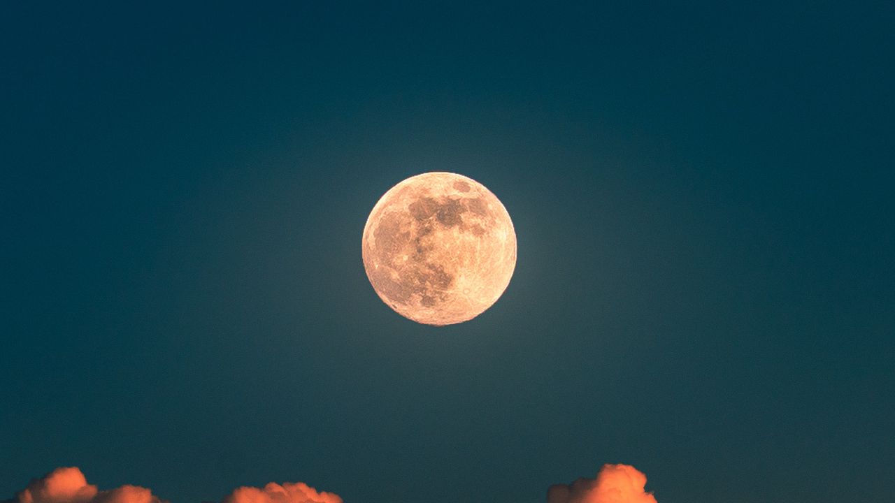 Wallpaper moon, full moon, clouds, sky