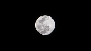 Preview wallpaper moon, full moon, night, bw