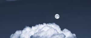 Preview wallpaper moon, fullmoon, clouds, night