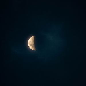 Preview wallpaper moon, glow, night, sky