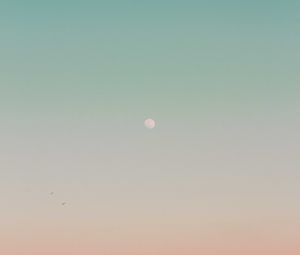 Preview wallpaper moon, gradient, evening, pink