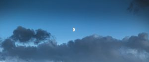 Preview wallpaper moon, hills, fog, distance, clouds