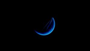 Preview wallpaper moon, light, blue, black