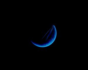 Preview wallpaper moon, light, blue, black