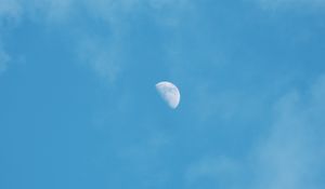 Preview wallpaper moon, month, sky, evening