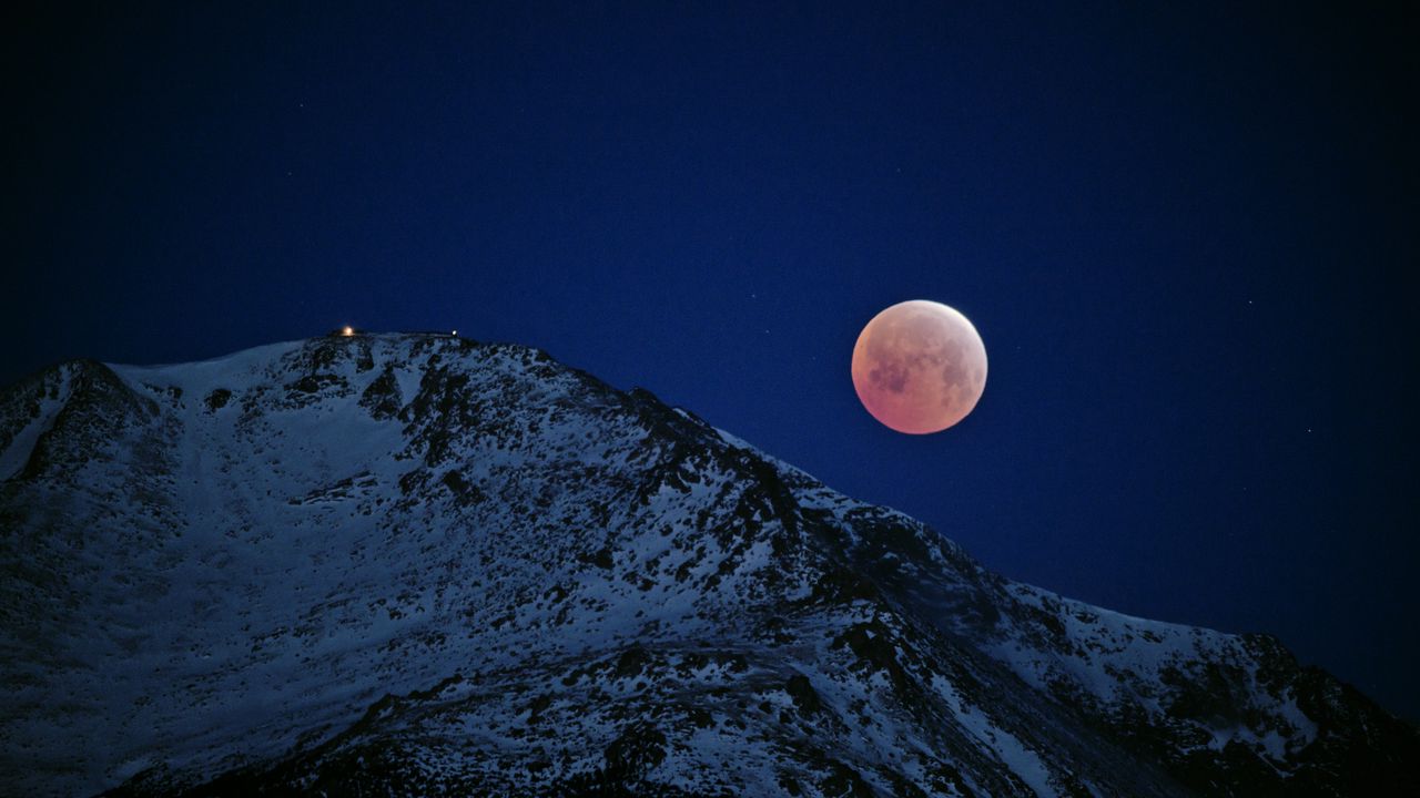 Wallpaper moon, mountain, snow, slope, night, dark