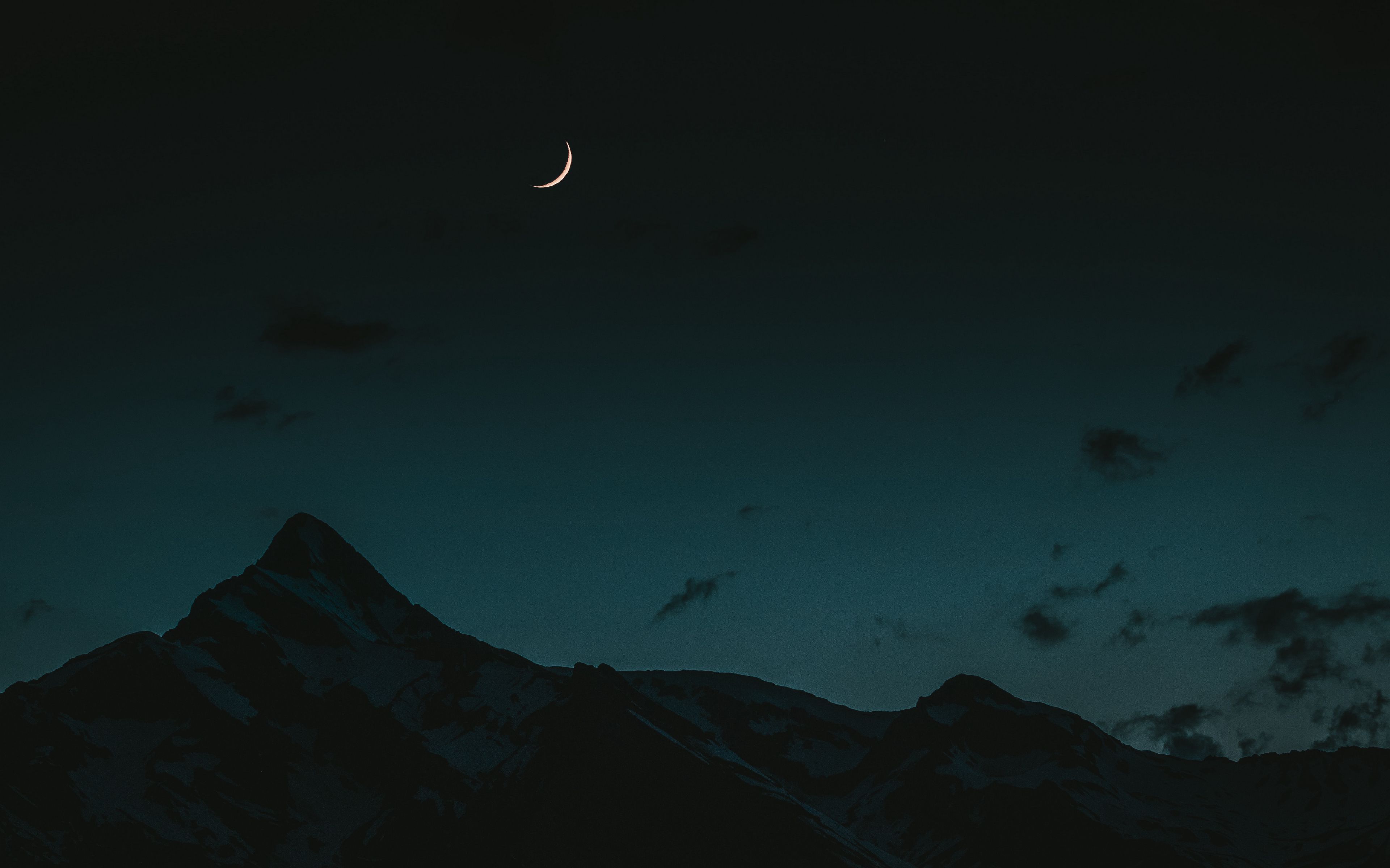 Download Wallpaper 3840x2400 Moon Mountains Night Sky 4k Ultra Hd 16