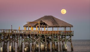 Preview wallpaper moon, night, pier, cocoa beach, florida, usa