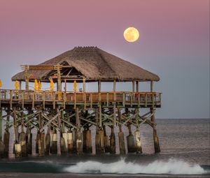 Preview wallpaper moon, night, pier, cocoa beach, florida, usa