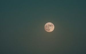 Preview wallpaper moon, night, sea, horizon, glare