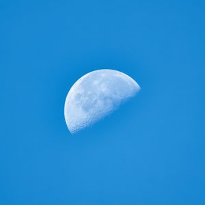 Preview wallpaper moon, planet, sky, white, blue