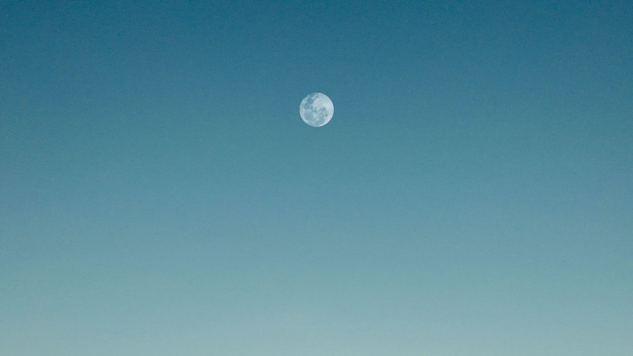 Wallpaper moon, sea, horizon, water, glare