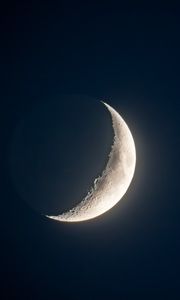 Preview wallpaper moon, shadow, night, sky