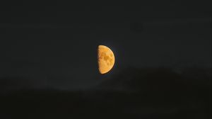 Preview wallpaper moon, sky, clouds, dark, night