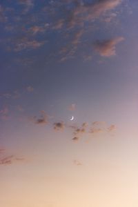Preview wallpaper moon, sky, clouds, dusk
